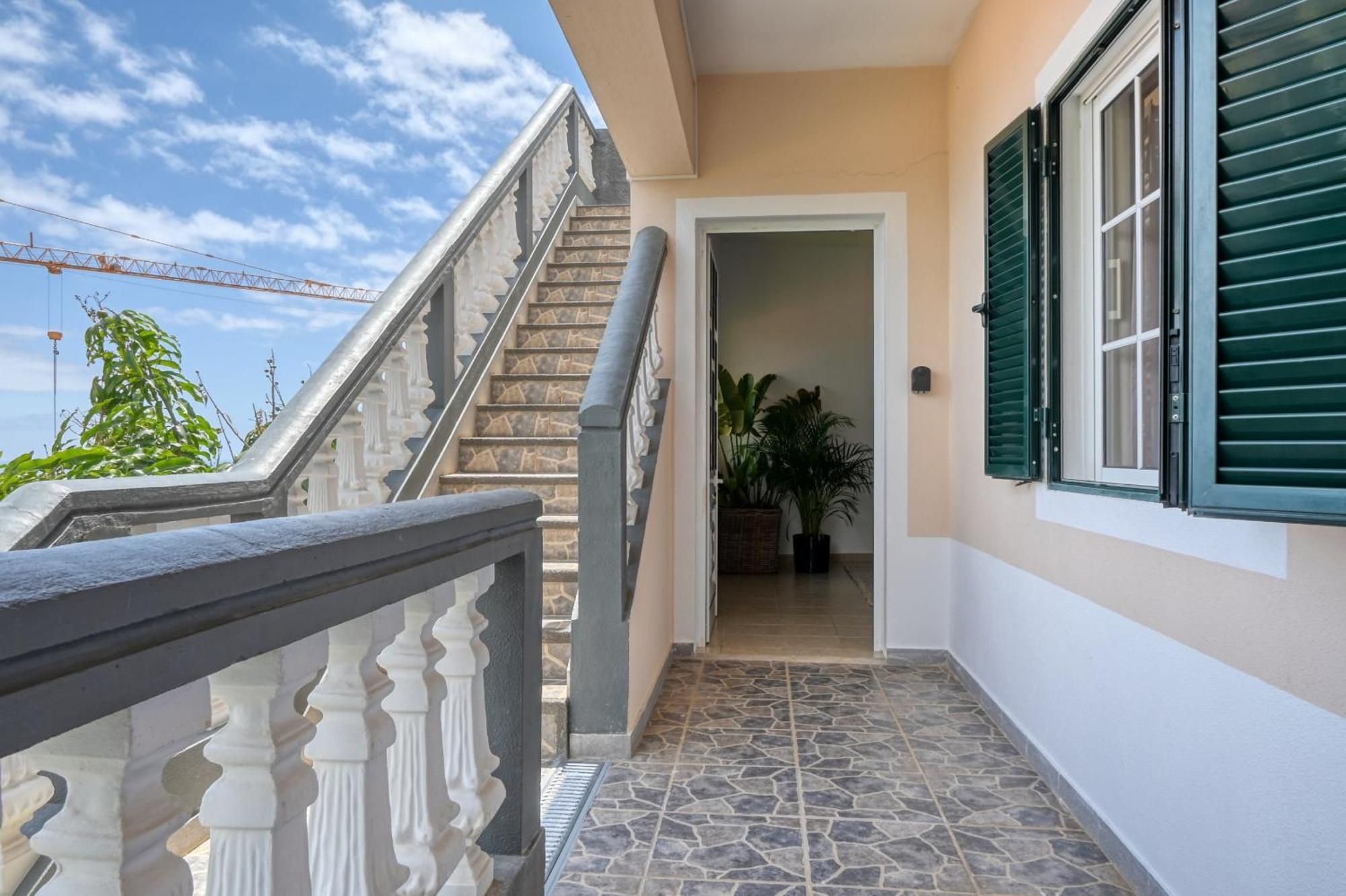 Atlantic View, A In Madeira Holiday home Ponta do Sol (Madeira)